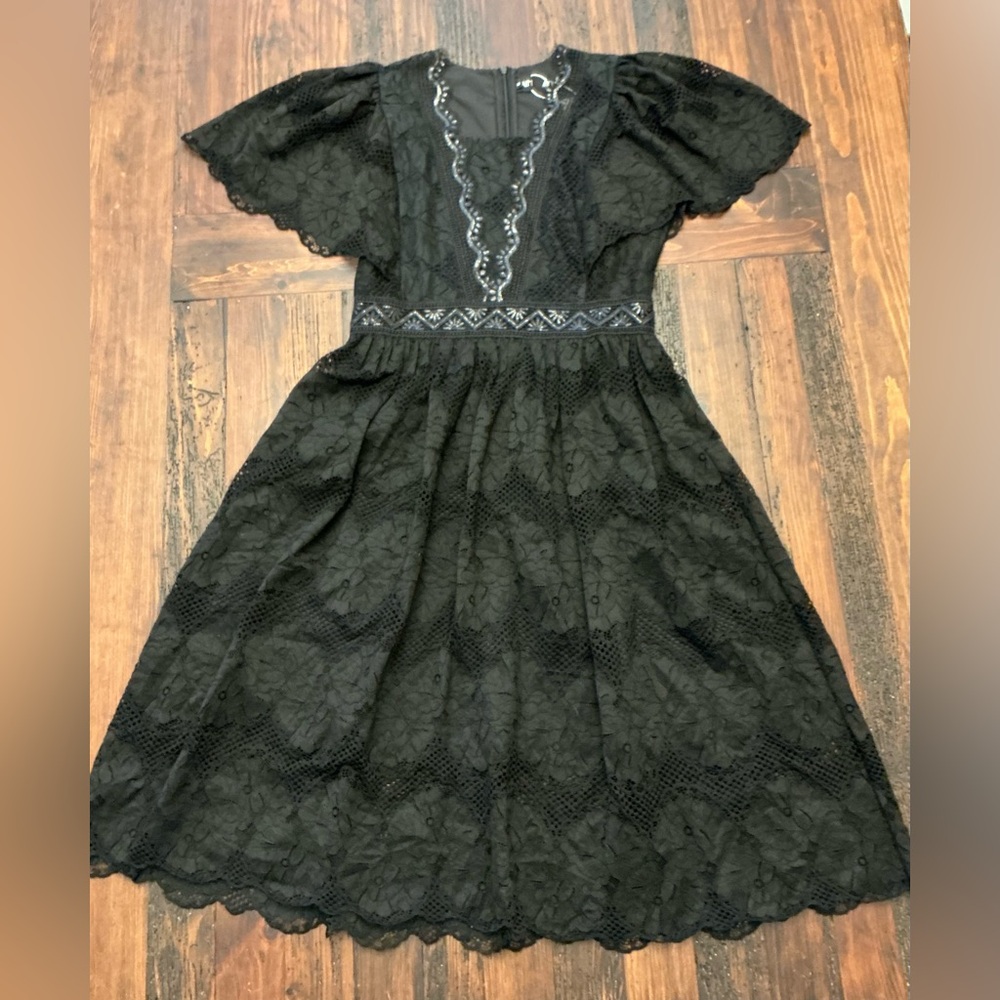 NWT Kaimilan Black Lace A Line Midi Dress, Size 8